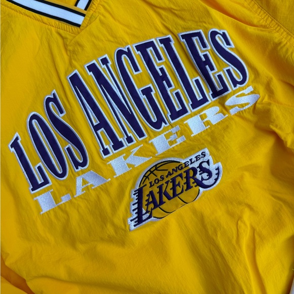 Lakers Jacket - Picture 3 of 4